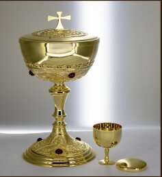 Puszka cyborium po renowacji